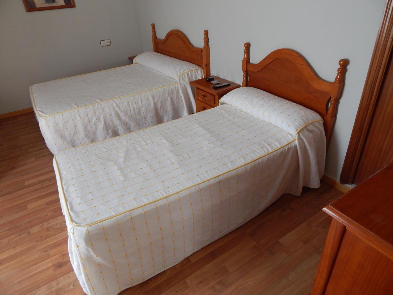 شيبيونا Hostal Cristina المظهر الخارجي الصورة
